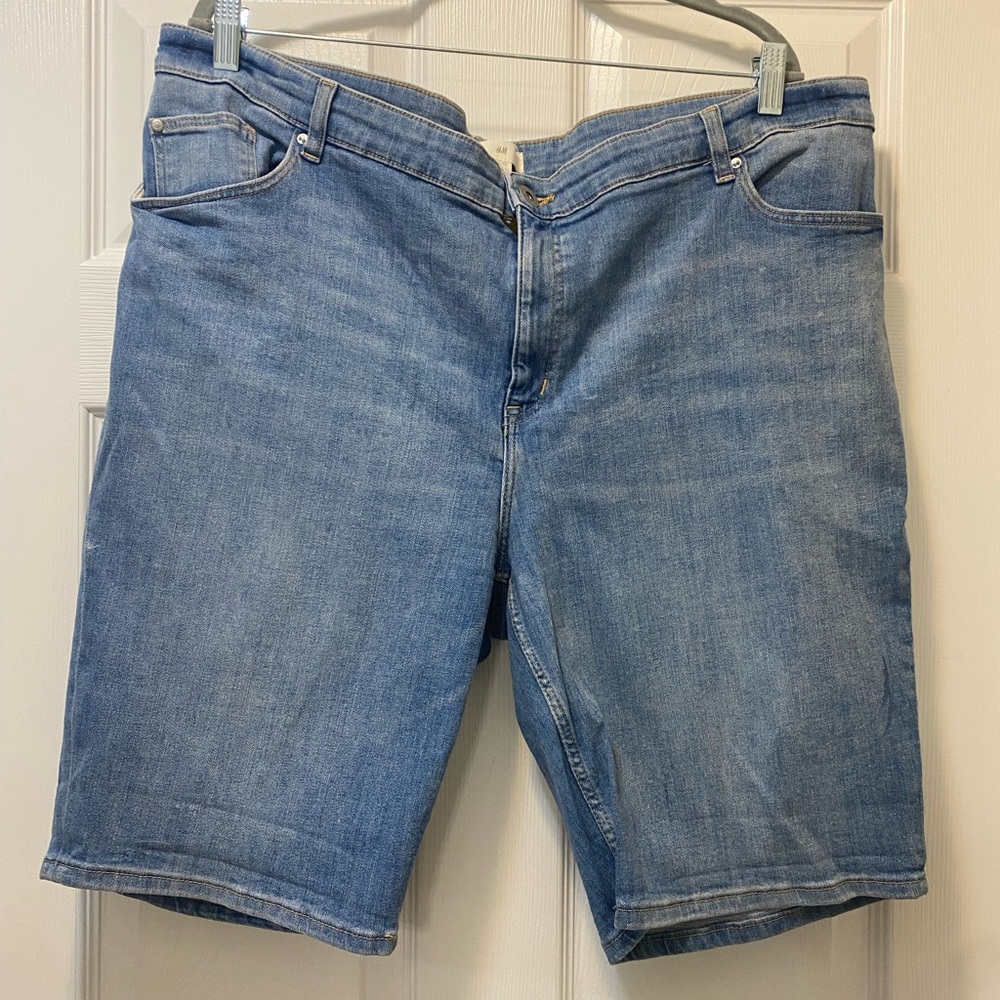 Bentley Worn H&M Jean Shorts